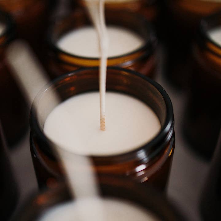 Downeast Doodle Candle Company, LLC - Wholesale Jar/Filled Candle - Mistletoe Holiday Natural Soy Candle3
