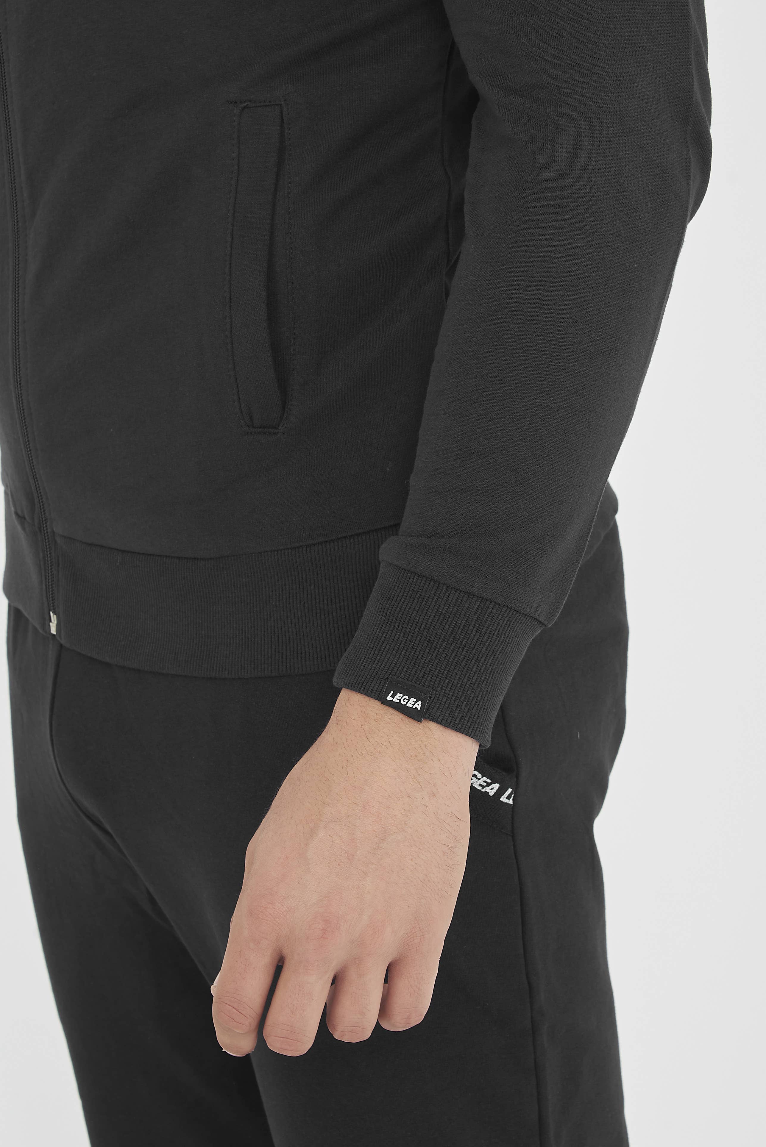 Legea - Wholesale Activewear Set - Men's - Maya Fiondo jumpsuit8