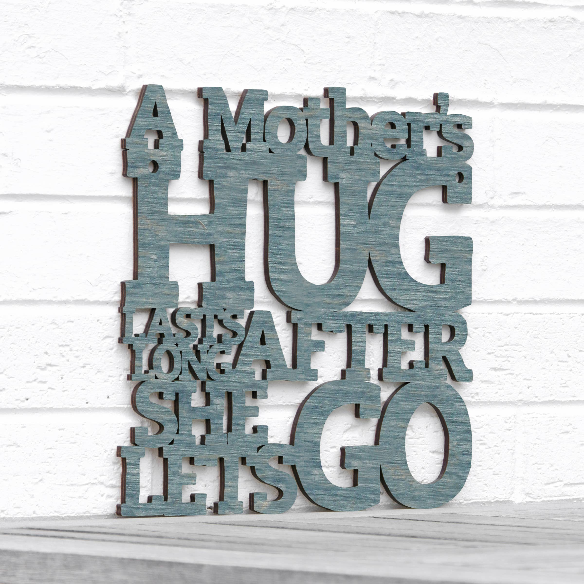 Spunky Fluff - Wholesale Wall Sign - A Mother's Hug Lasts Long21