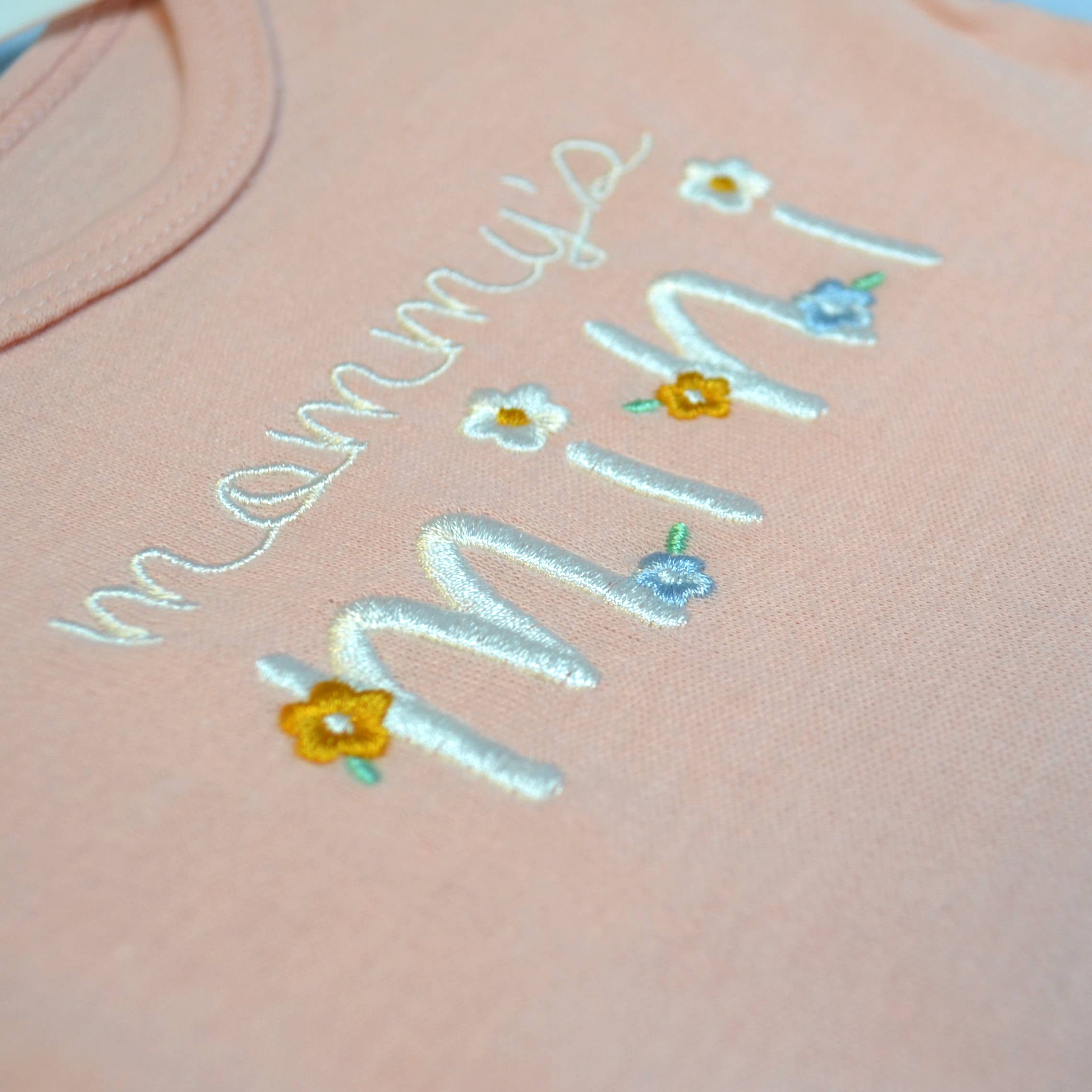 Lollipop Dreams - Vendita all'ingrosso Tutina (senza piedini) - Neonati - Confezione da 3 body per neonati con motivo ricamato a fiori mini.2