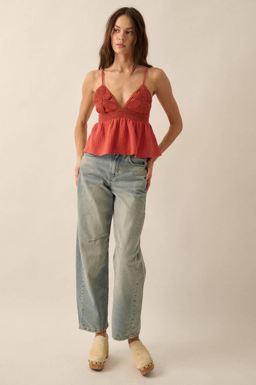 Promesa USA - Vendita all'ingrosso Canotta - Donna - Canotta per babydoll in cotone increspato con motivo floreale all'uncinetto3