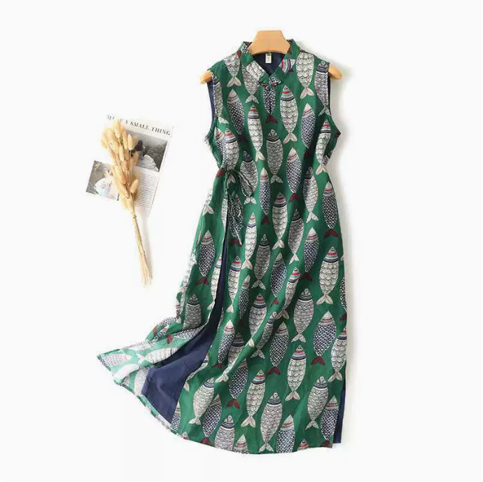 Vert Robe sans manches vintage de style chinois avec imprimé floral en vente sur Faire0