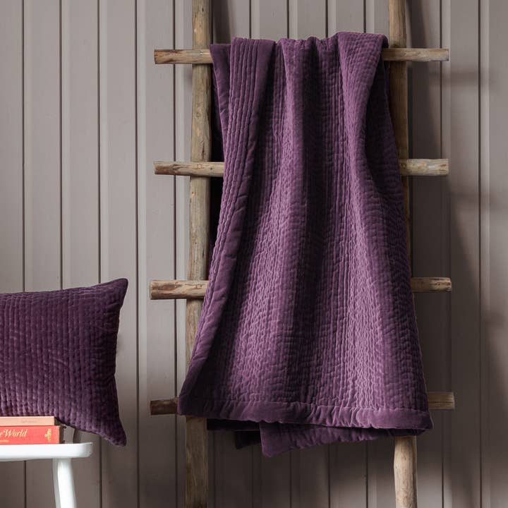 Haze Velvet Quilted Throw Plum for wholesale on Faire4