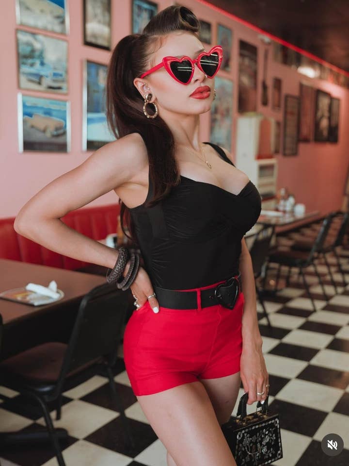 Love your curves Shorts for wholesale by Rockin Bettie