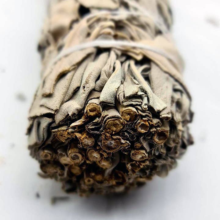 VIE - Wholesale Smudge Stick - Sage Smudge Sticks (Californian), 9-inch17