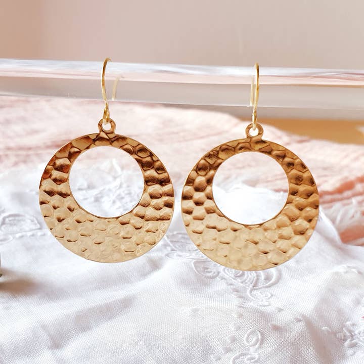 HYPNOTICS forgyldt eller 925 sølv for engroshandel hos ROSA LA BRUNE