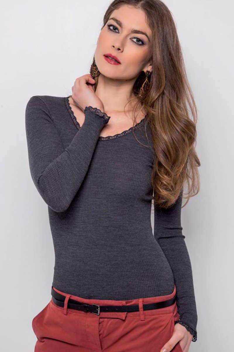 Madiva - Wholesale Knit Top - Women's - Amelie Crewneck - Ribbed Wool and Silk5