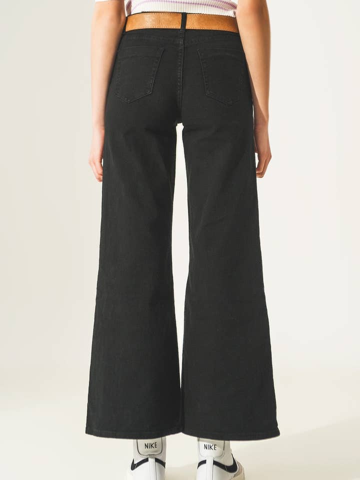 Cotton blend wide leg jeans in black for wholesale on Faire2