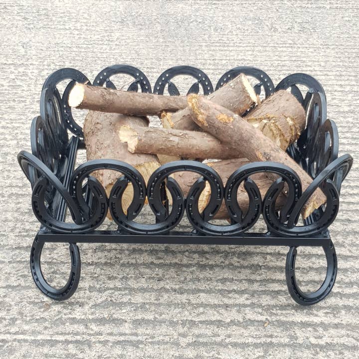 Horseshoe Collection - Vente Foyer - Foyer en fer à cheval fait à la main /magasin de bûches (petit)1
