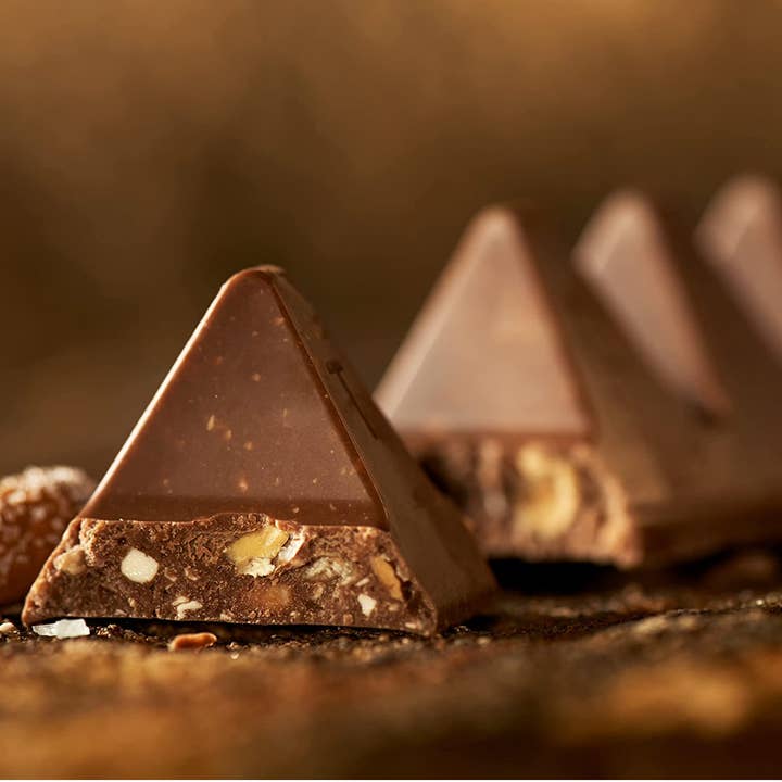CANDYLO - Wholesale Chocolate Bar - Toblerone Swiss Milk Chocolate 100g
