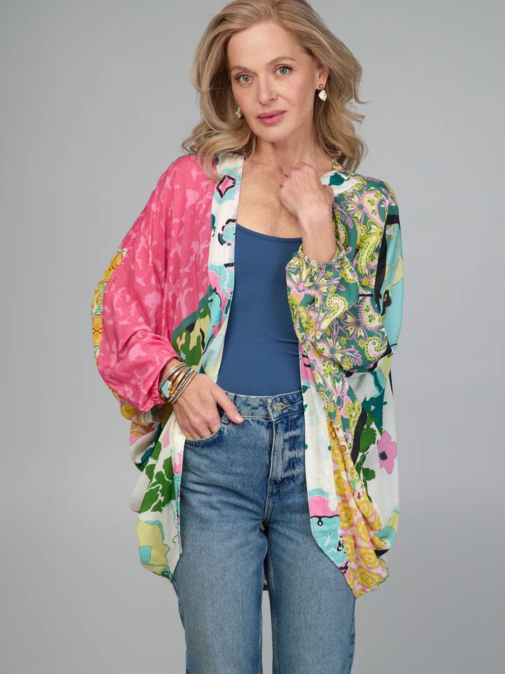 Kimono multicolore à motifs mixtes pour la vente par SAACHI