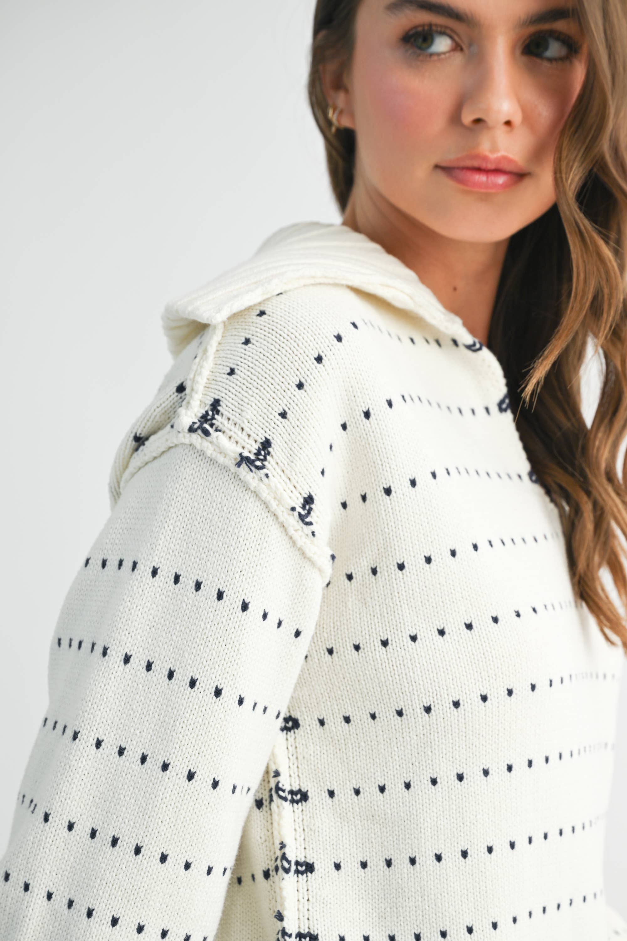 AEMI + CO - Wholesale Knit Sweater - Women's - 3294GK Dot Knit Pullover Sweater13