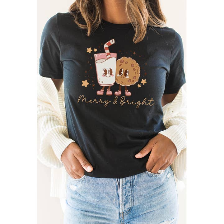 Merry and Bright Milk and Cookie Treat Graphic Tee for engroshandel hos Kissed Apparel