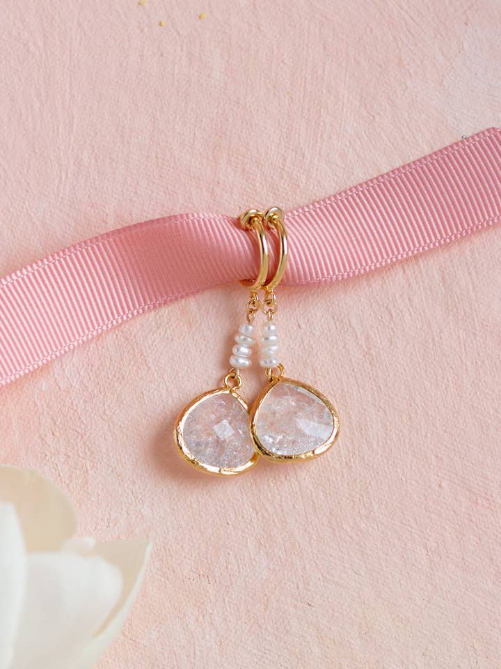 Boucles d'oreilles à clip Evangeline pour la vente par Rachelyn Jewelry