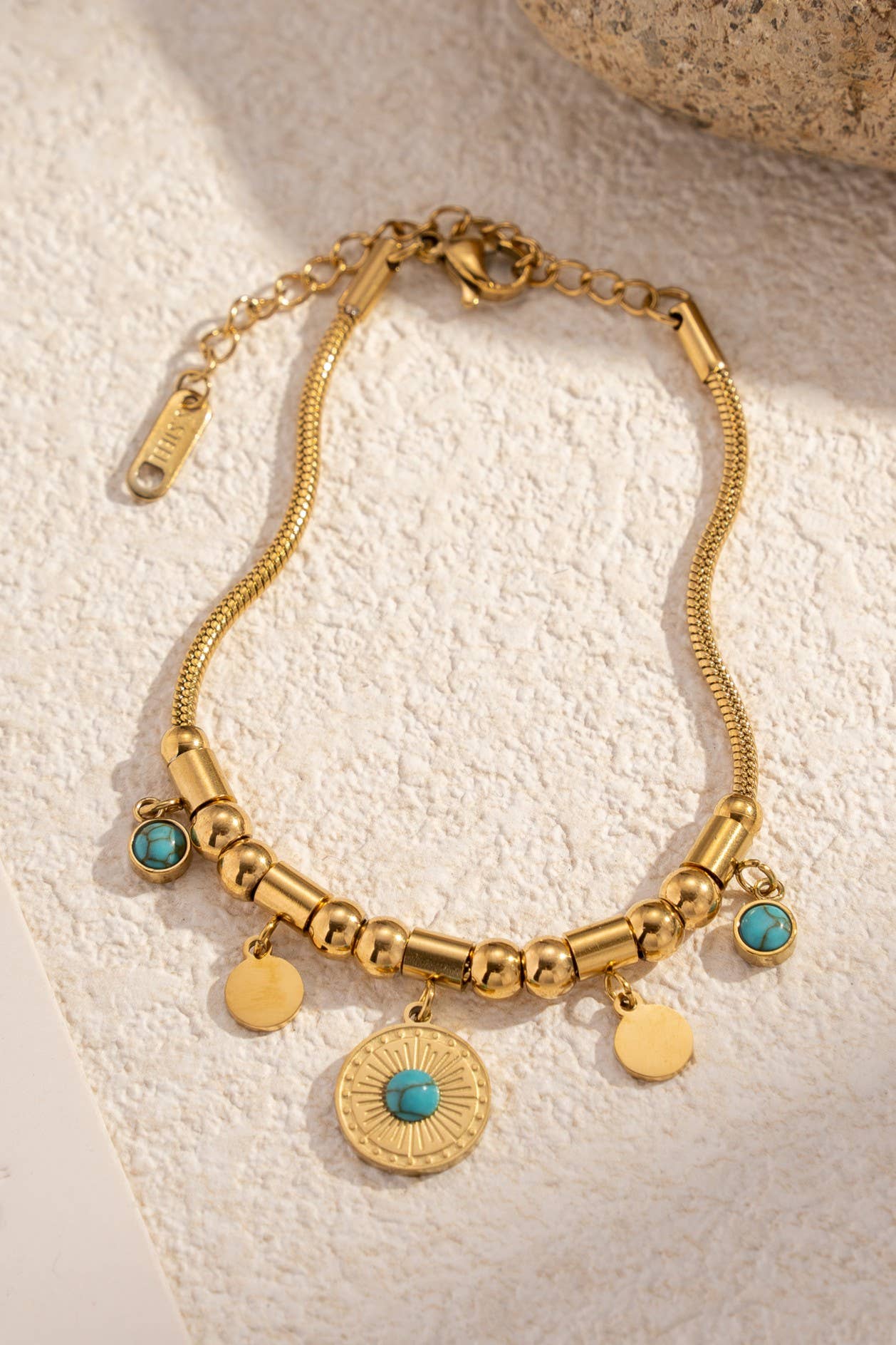 COSMOS - Vendita all'ingrosso Parure di gioielli - Set di 3 braccialetti con charm e pietre naturali3