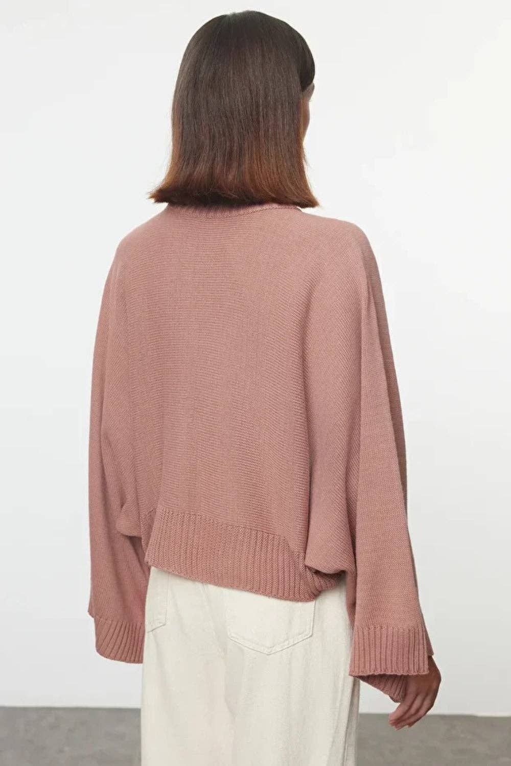 Hoxton Gal – wholesale Knitted jumper – Women′s – Oversized Flared Sleeve Knit Sweater20