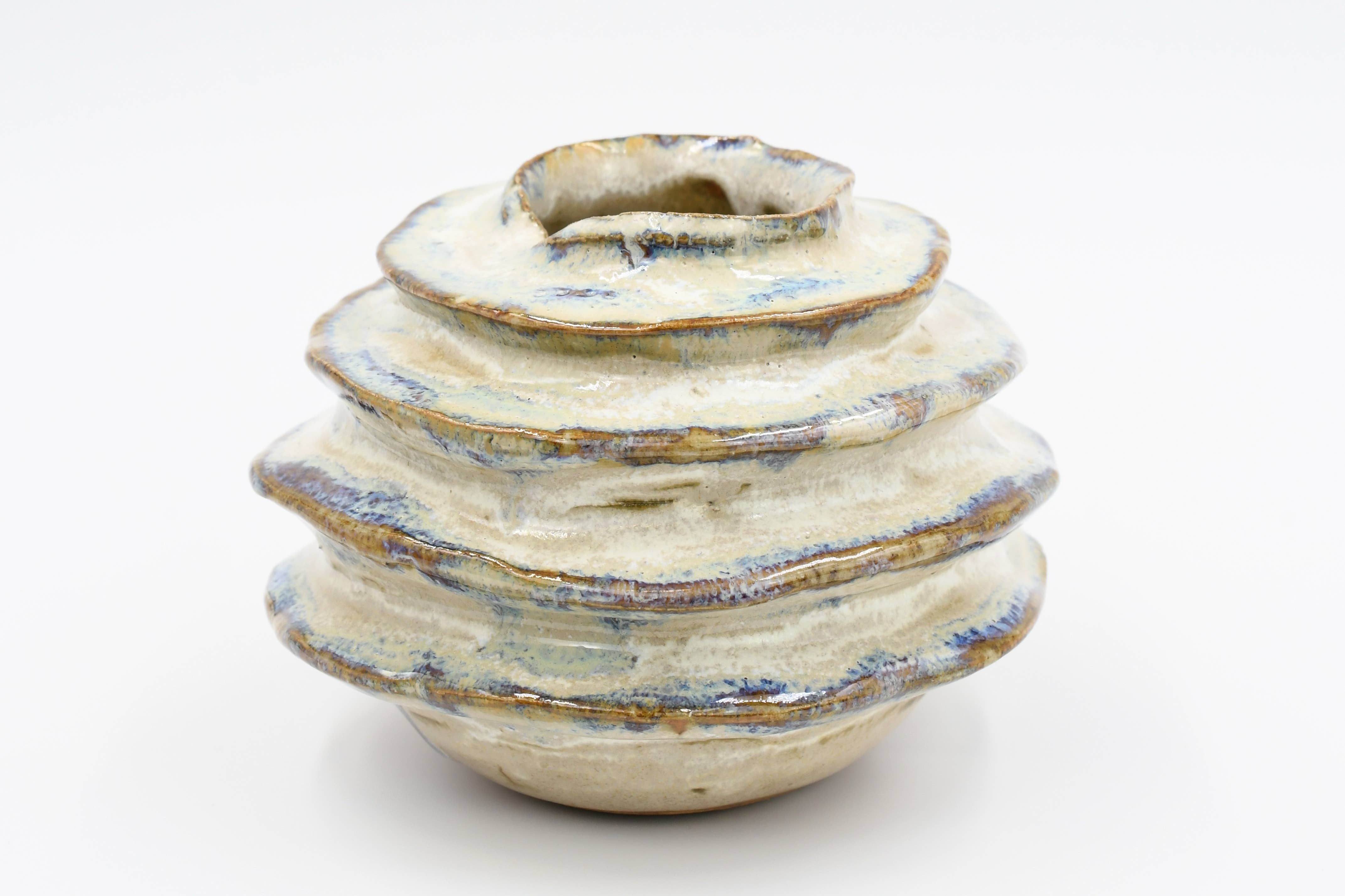 Art Floral Trading LLC - Venta al por mayor Pufs/esponjas de baño - Pequeña Esponja de Baño de Lufa - Efecto Leche y Púrpura2