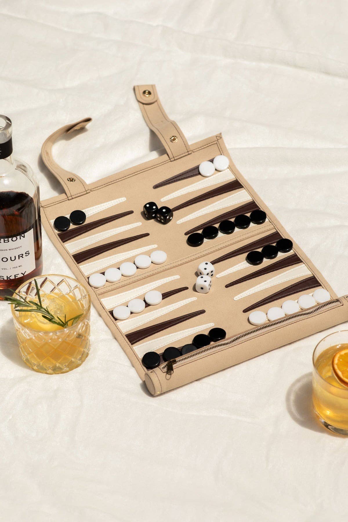 Settlers Club - Wholesale Board Game - Travel Backgammon
3