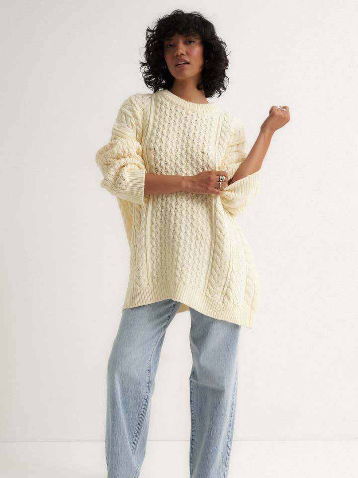 Mia Cableknit - Creme for wholesale by Callahan Knitwear