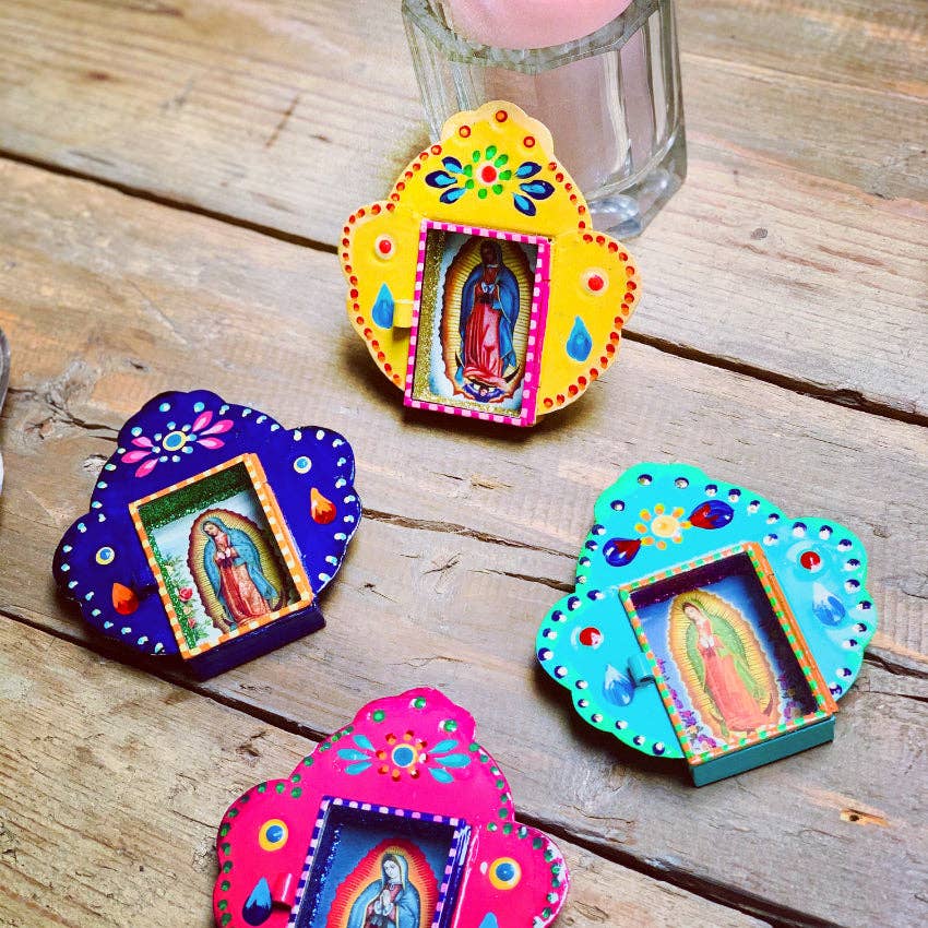 PINK PAMPAS - Vendita all'ingrosso Decorazione da parete 3D - Teca votiva Vergine di Guadalupe artigianale messicana2