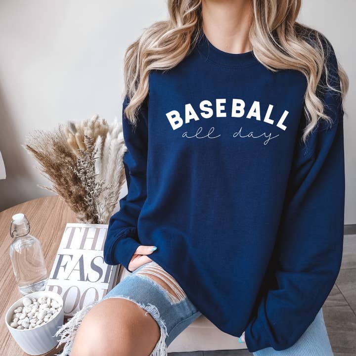 Beisebol o dia todo com gola redonda por atacado de Little Bitt’s Craftin’ Around Co., LLC