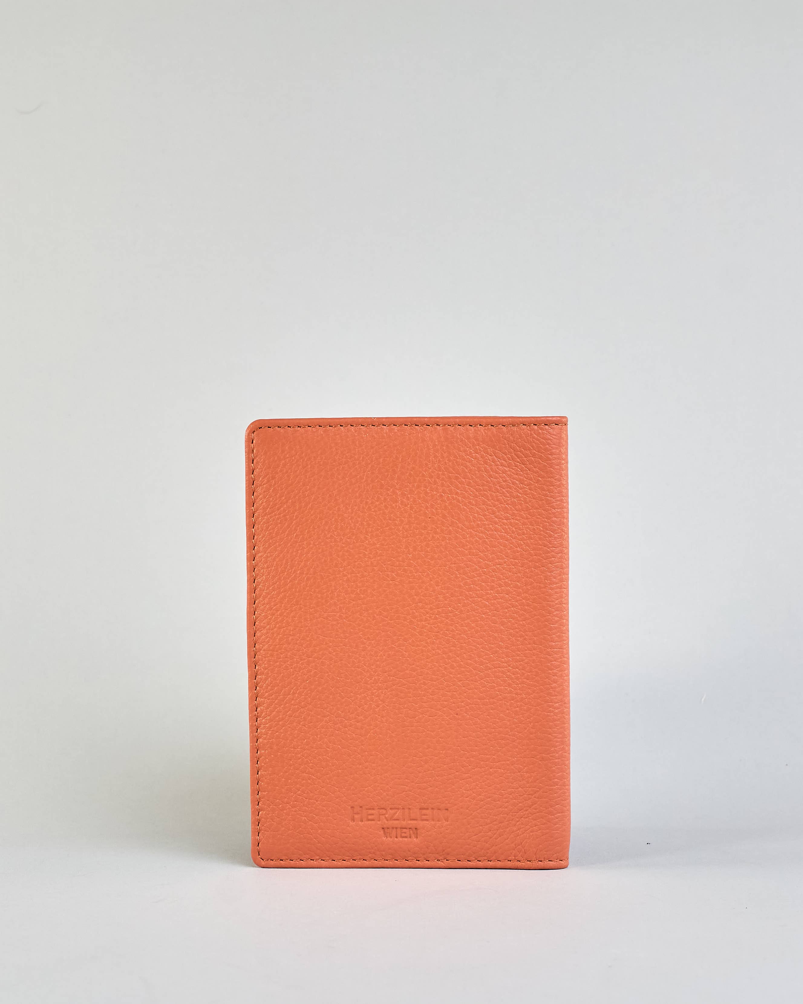 Herzilein-Wien GmbH - Wholesale Passport Case - Women's - Passhülle Leder 1