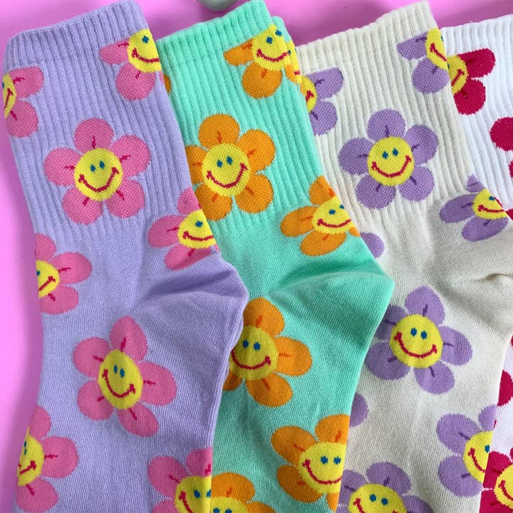 7DAYSSOCKS - Wholesale Socks - Women's - Women's Crew Smile Flower Socks12