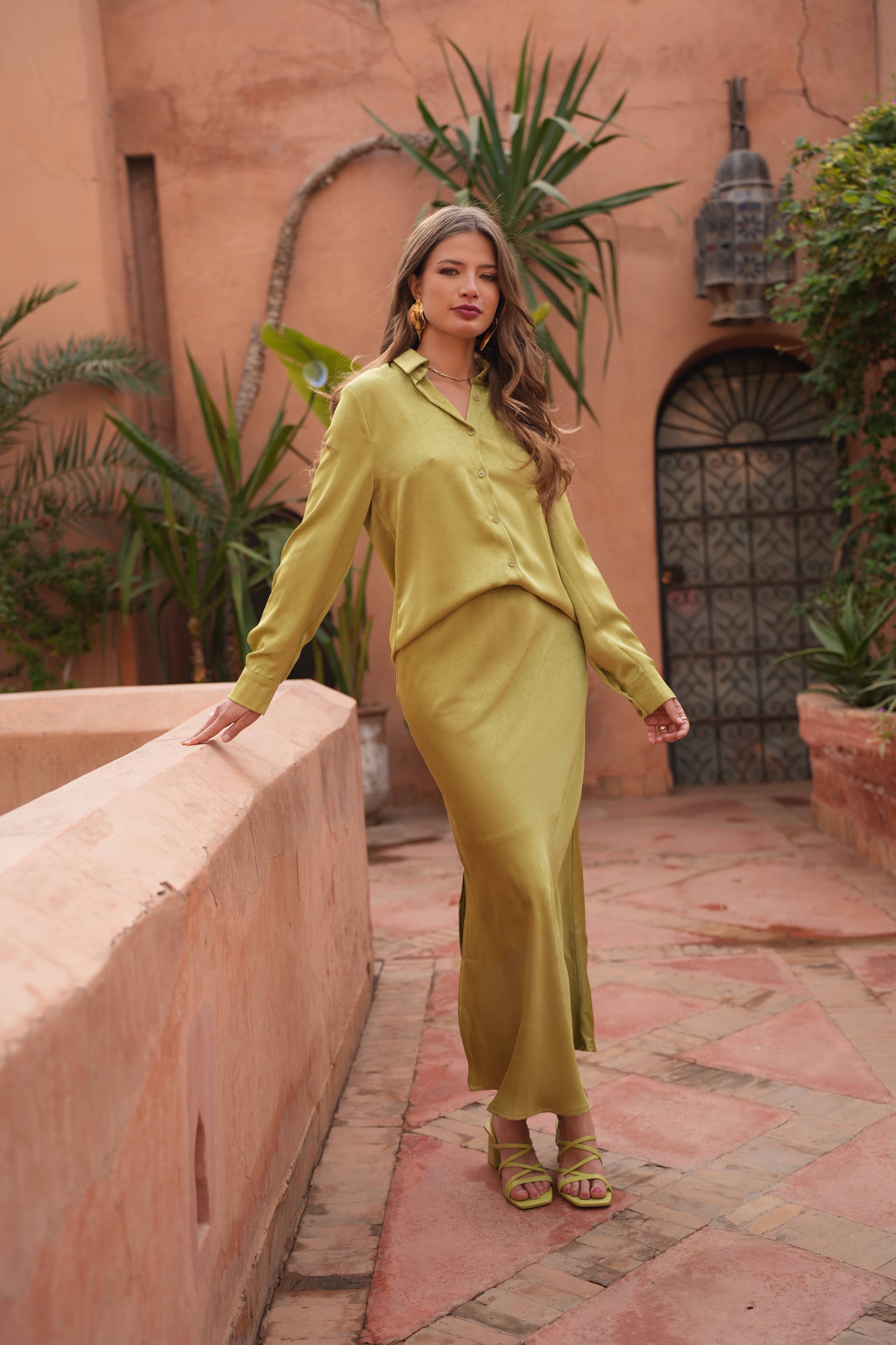 LULUMARY - Wholesale Skirt - Women's - Satin Skirt SK8561