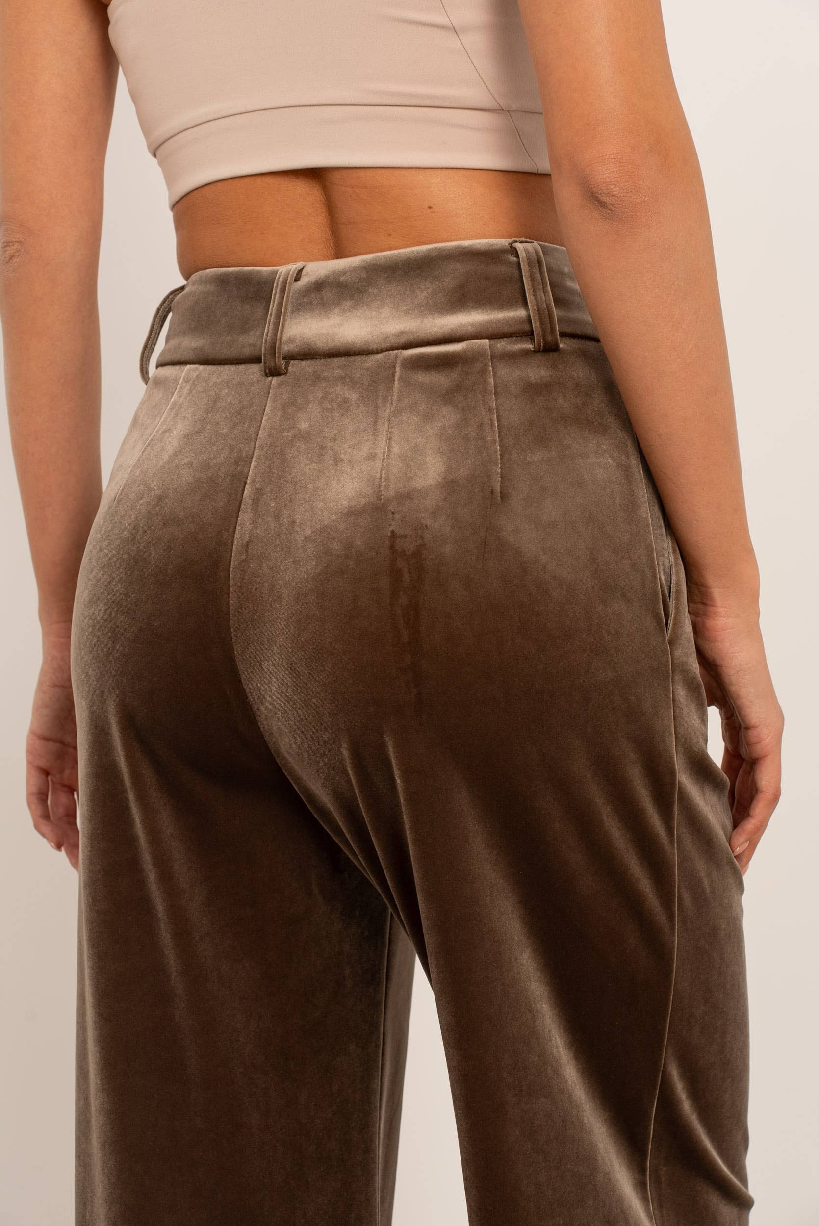 Attentif Paris - Wholesale Pants - Women's - Wide velvet and fluid pants with double button23