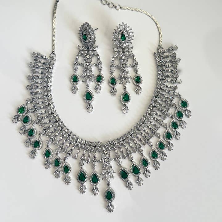 Green Emerald Bridal Necklace Set with Earrings | Vinni’s Jewelry for wholesale on Faire3