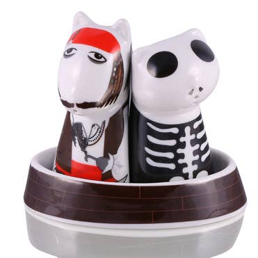 Pirates– 3pc Dog Salt & Cat Pepper With Tray Set, porcelain for wholesale by Silly Design