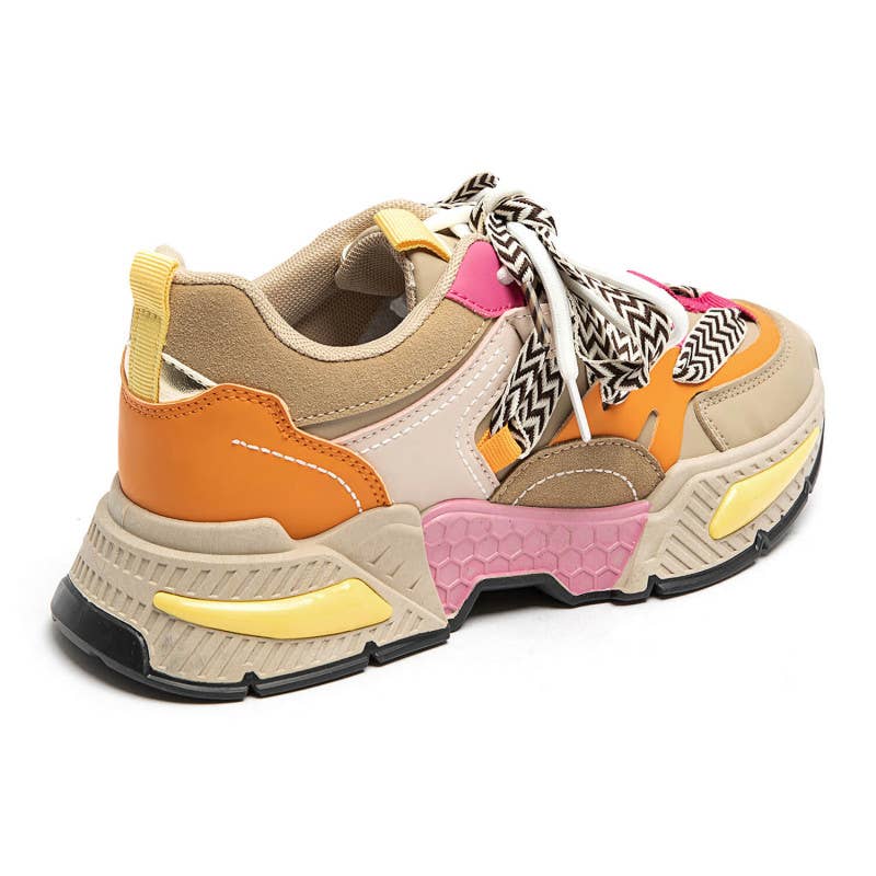 Nero Scarpa sportiva modello 8133 in vendita all'ingrosso su Faire5