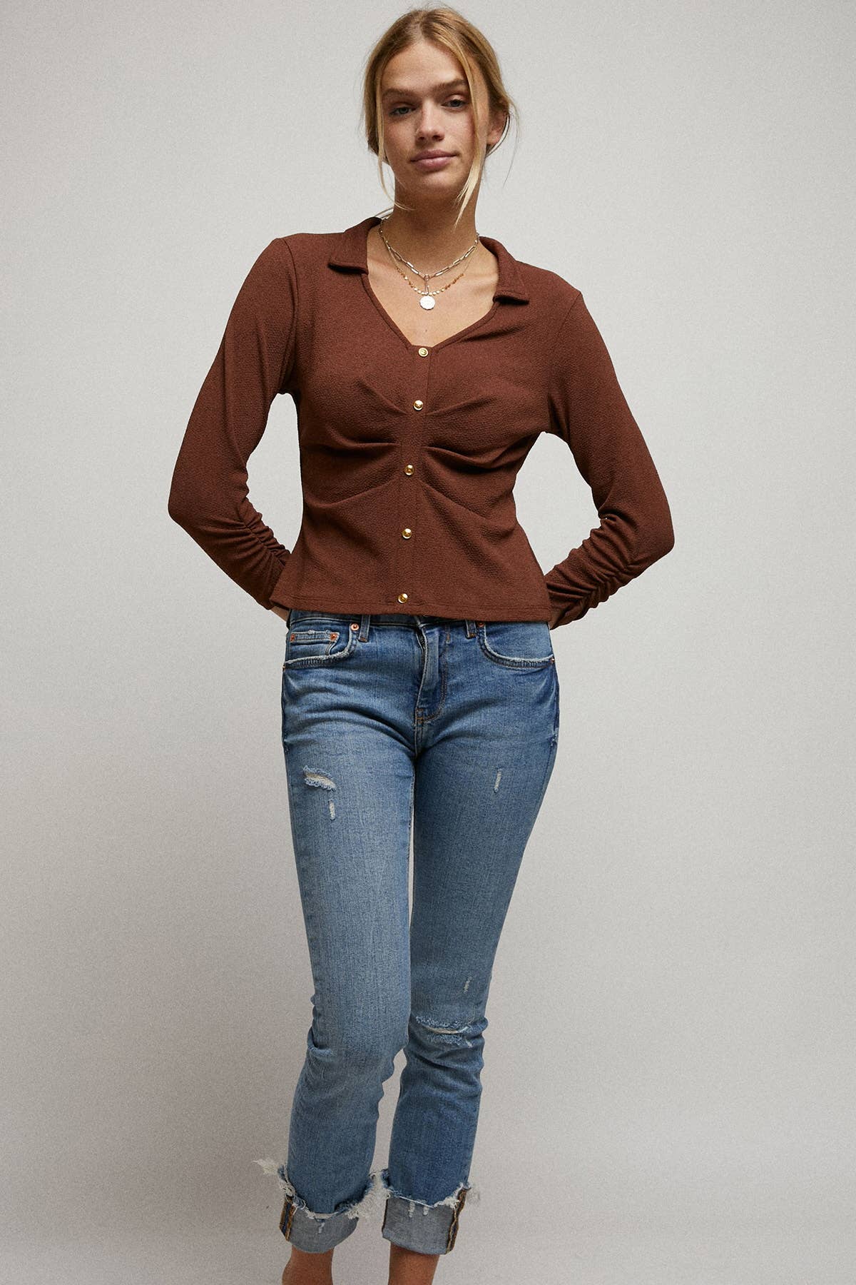 Cerule - Wholesale Blouse - Women's - Cinched 3/4 Sleeves Pleated Front Collar V-Neck Top9