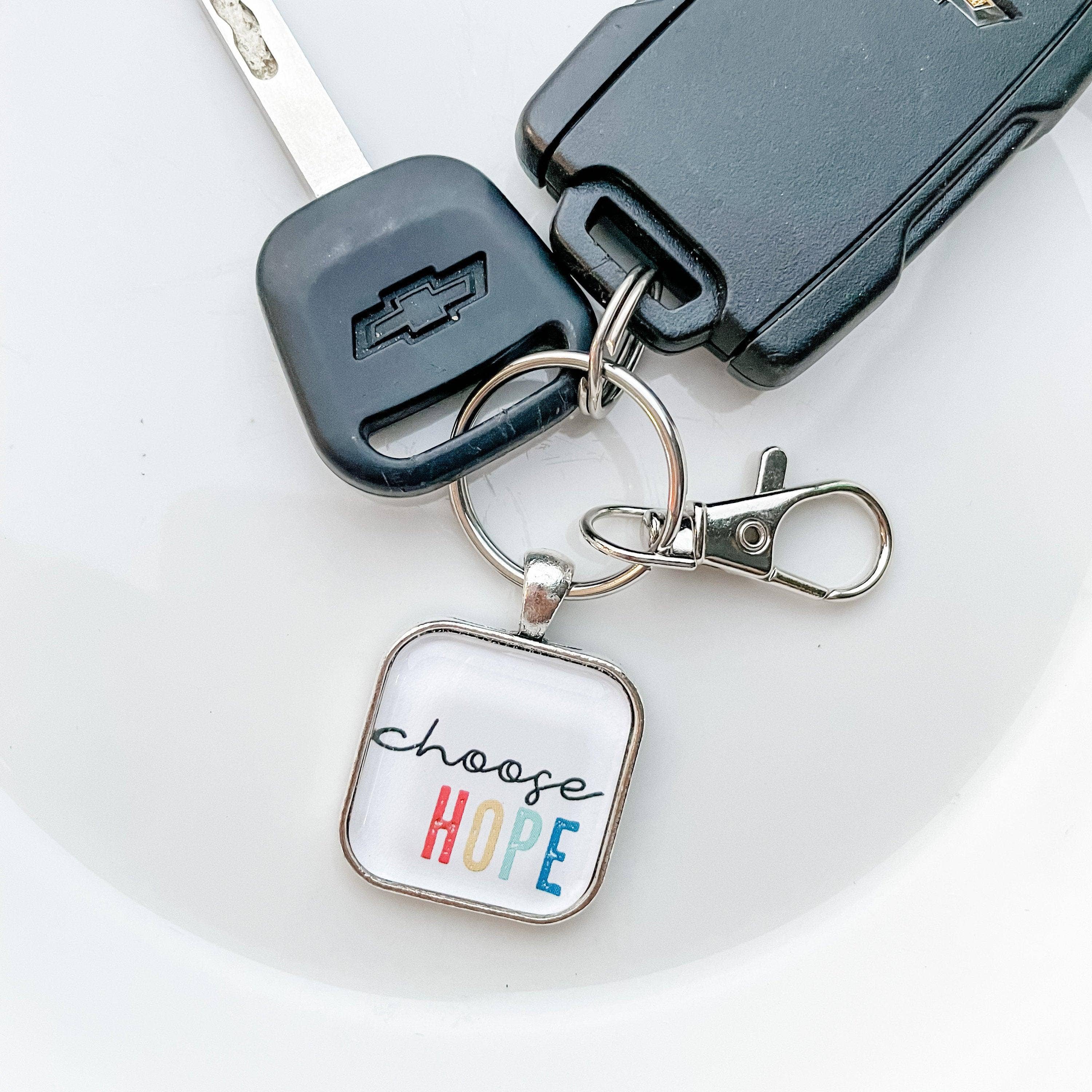 Hello Holly Shop - Wholesale Keychain - Women's - Give Grace Keychain3