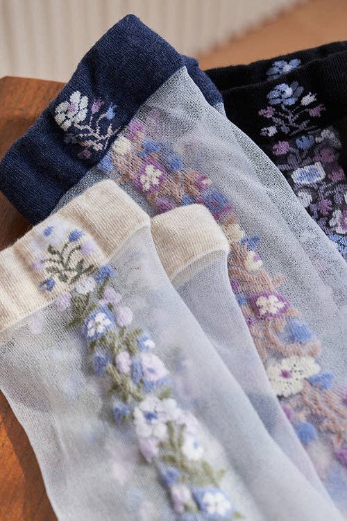 K-Wonderland – wholesale Strumpor - Dam – Vintage Flower Sheer Strumpor7