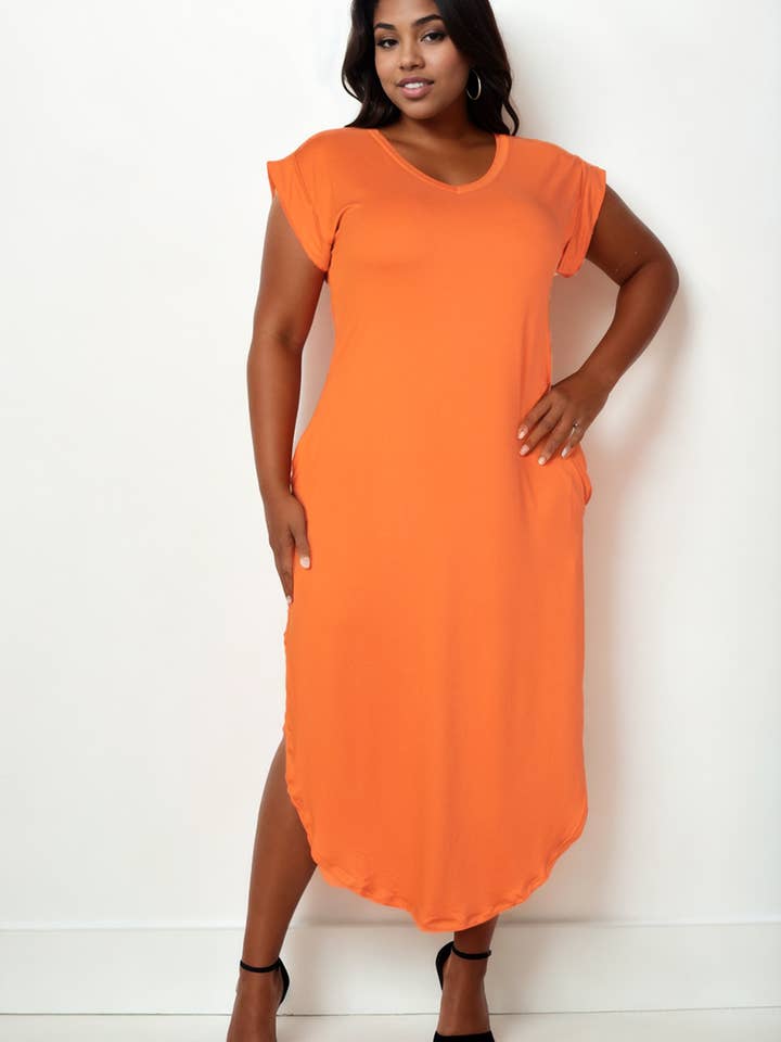 CAPELLA APPAREL - Wholesale Dress - Women's - Plus Size Hidden Pocket Batwing Sleeve V Neck Long Dress9