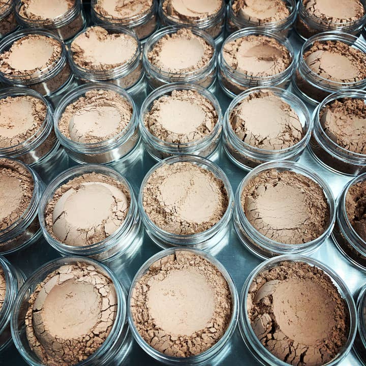 FOUNDATION POWDER for wholesale by Best Yet Cosmetics, LLC