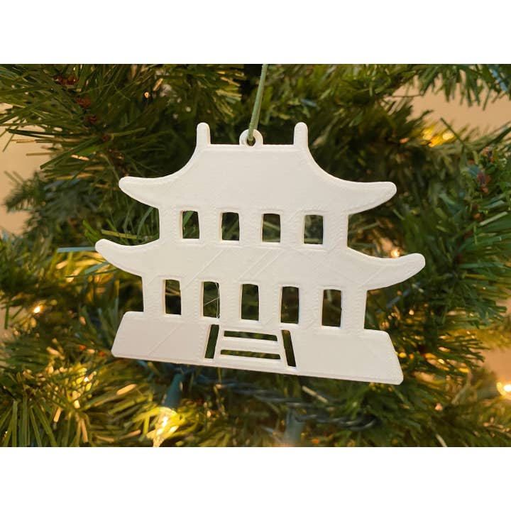 Décoration d'arbre de la Cité interdite en acrylique (blanc) pour la vente par Economy Ornament