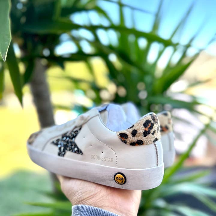 Torn and Trendy - Wholesale Lifestyle Sneakers - Kids - Black Glitter Star with Cheetah Accent Sneakers