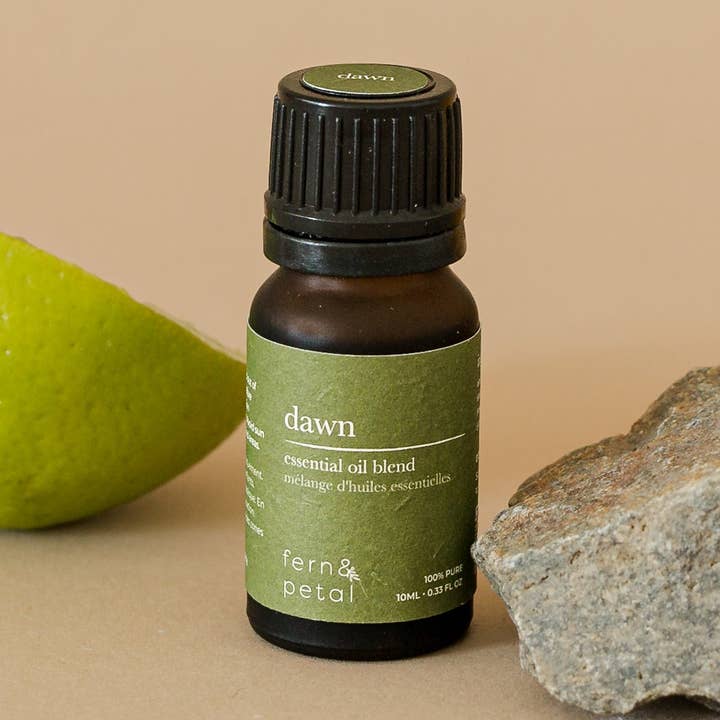 Aube - Mélange d'huiles essentielles - Romarin, Genévrier & Pamplemousse pour la vente par Fern & Petal