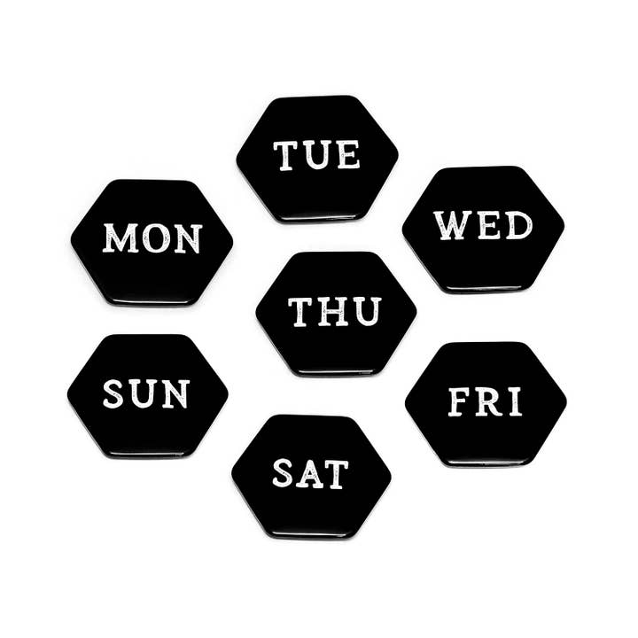 Aimants hexagonaux Seven Days//Aimant de réfrigérateur noir et blanc pour la semaine, cadeau de motivation personnelle, aimants de réfrigérateur brillants à six faces pour la vente par ArtyHills