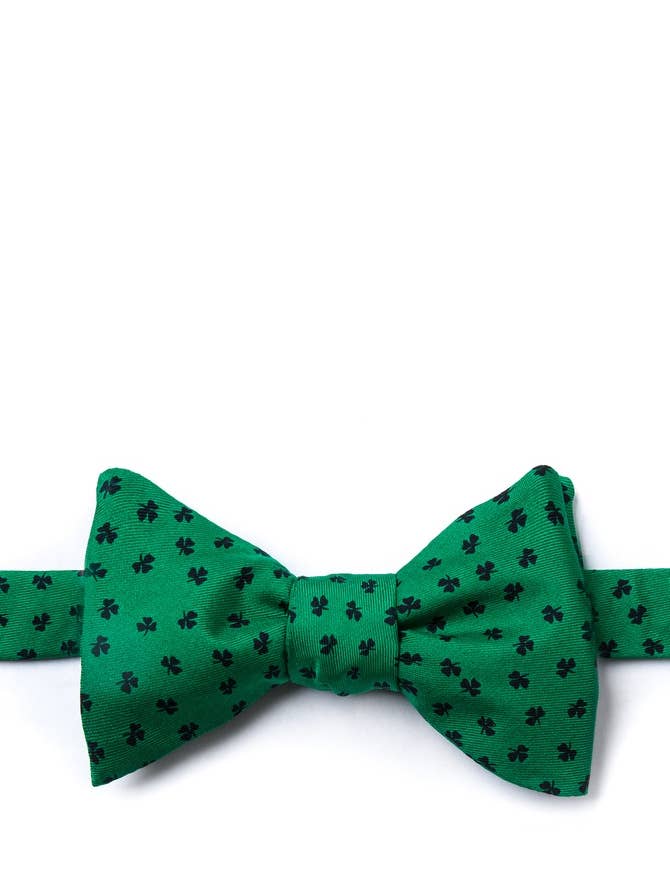 Kleeblatte, selbstbindendes Design, grüne Seide, von Alynn für den Großhandel von Alynn