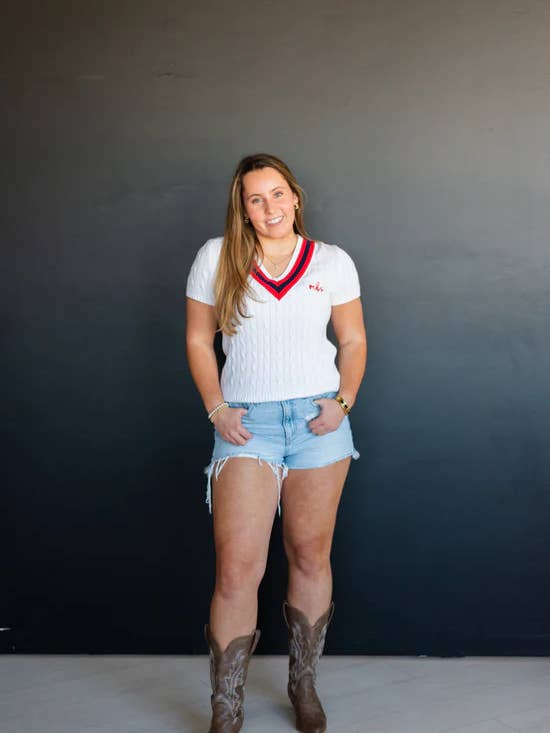 SWEATER x vetter - Wholesale Knit Sweater - Women's - S/S Cable V Neck Sweater 2