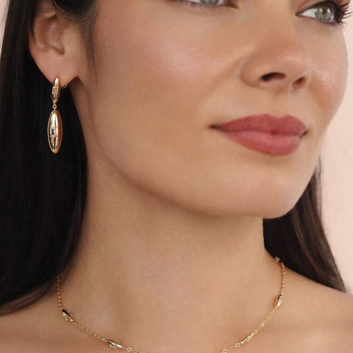 Ettika - Wholesale Pendant/Charm Necklace - Oval Dome Baguette Necklace2