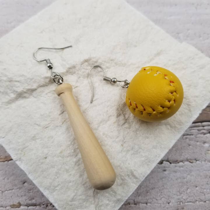 Treasure Wholesale - Wholesale Dangle Earrings - Wood And Leather Baseball Earring2