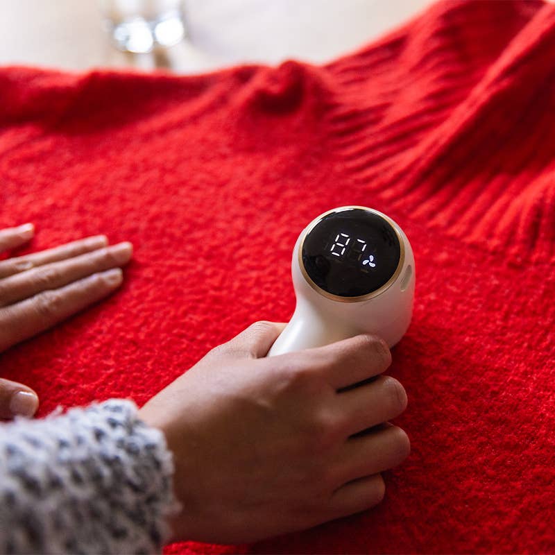 FashionIt - Wholesale Lint Roller - FabFresh Rechargeable Portable Lint Remover + Fabric Shaver5