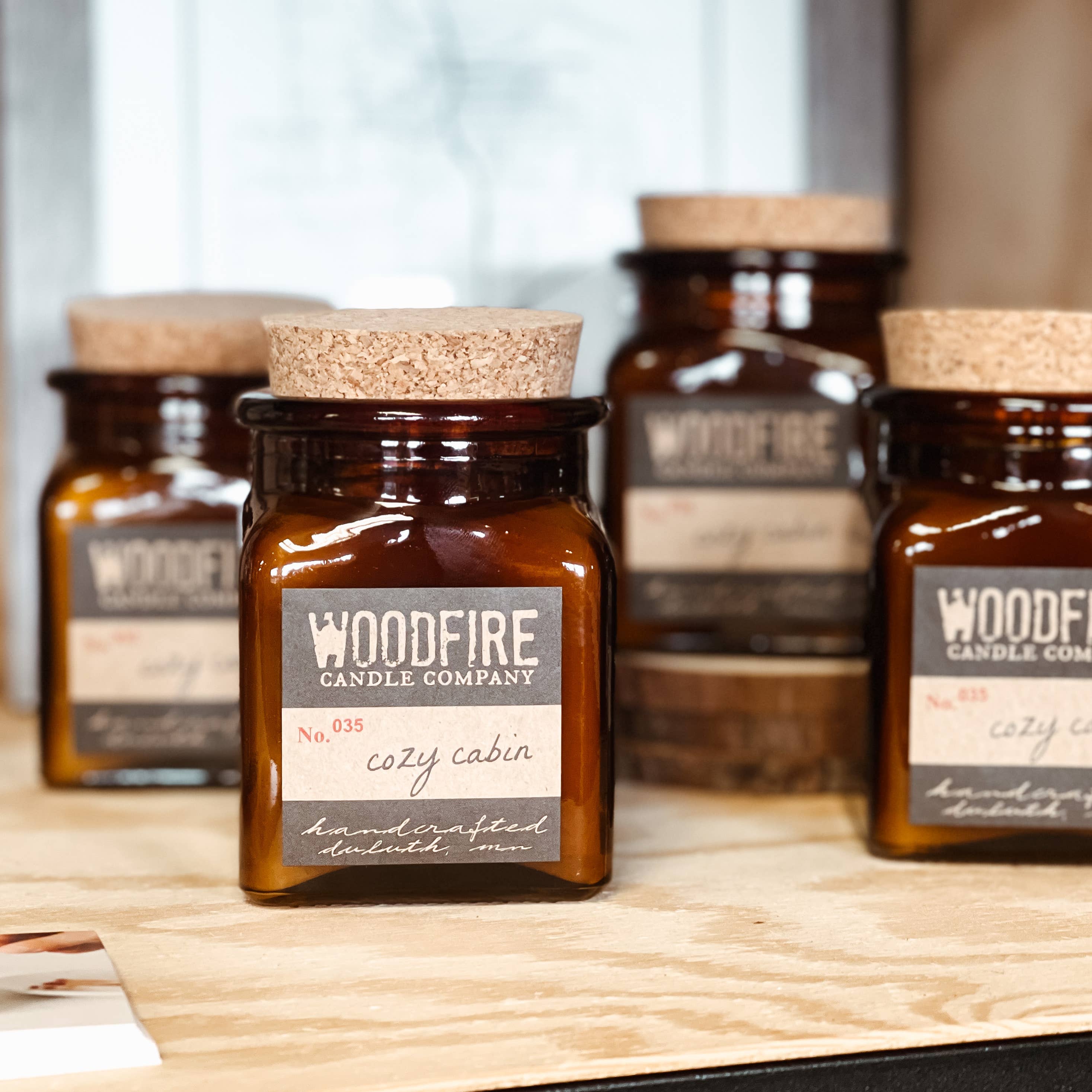 Woodfire Candle Company - Wholesale Pot/gevulde kaars - Amber Apothecary Houtlont Sojakaars Herfstkaarsen1