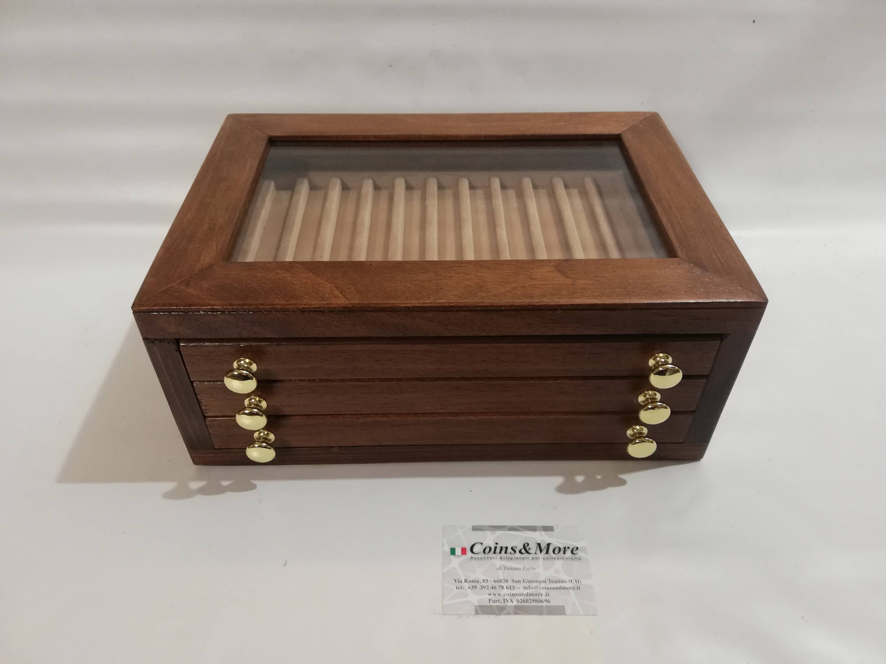 Coins&More - Wholesale Pen & Pencil Holder - Wooden cabinet for 39 fountain pens and pens3