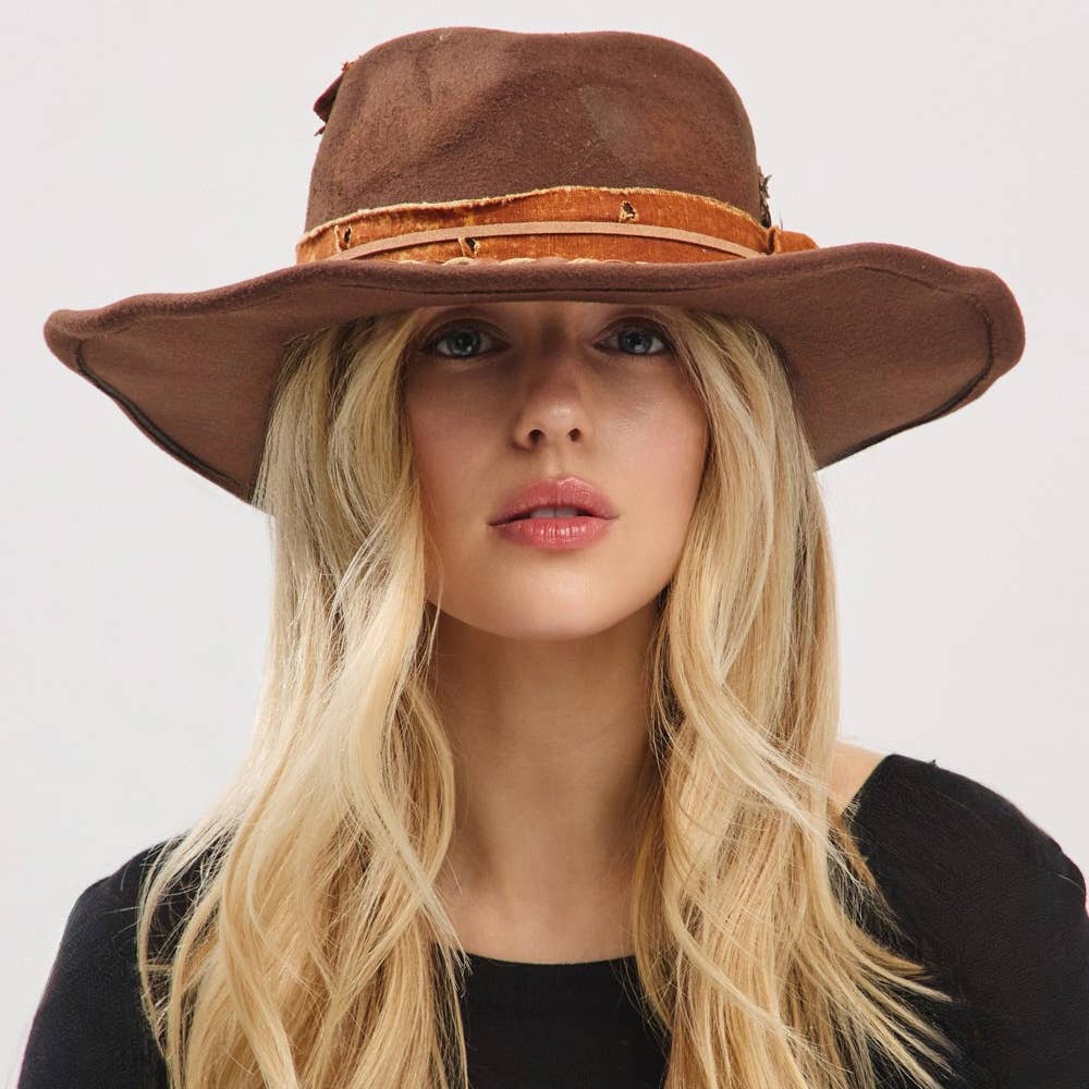 Sensibling Corp. - Vendita all'ingrosso Cappello da cowboy - Donna - Cappello Fedora da Cowgirl Western con Fascia Rustica e Piuma Decorativa.2