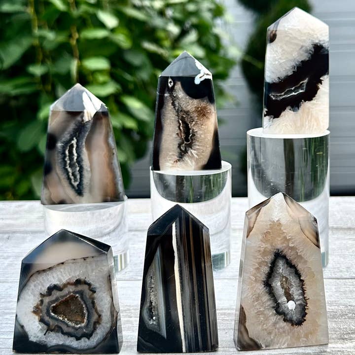 KayleeNYC - Wholesale Spiritual stone/crystal - 1 lb Natural Black Onyx Obelisk Tower Crystal2